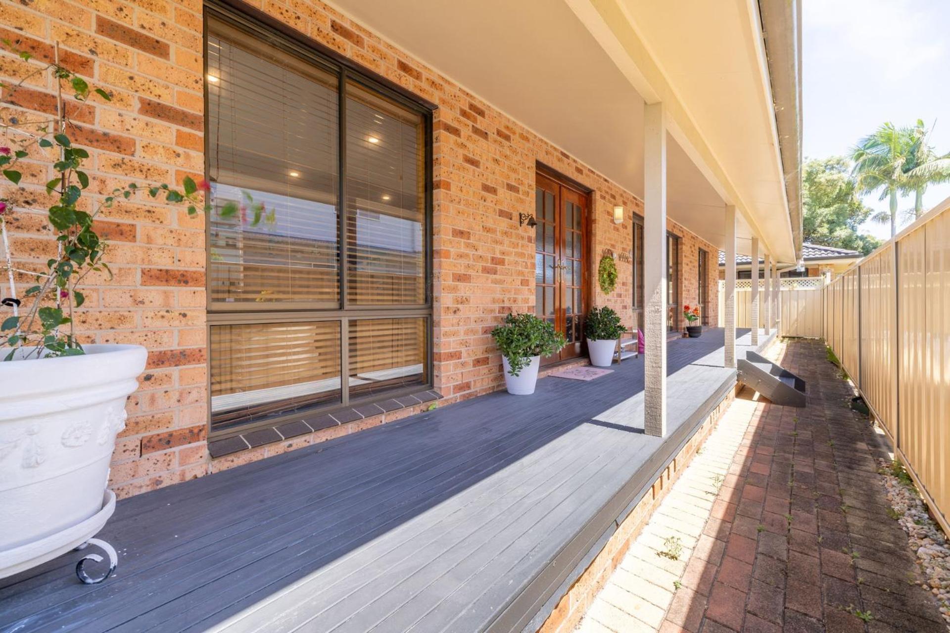 4 Gilchrist Rd - Pet Friendly, Air Con, Wi-Fi Villa Salamander Bay Exterior foto